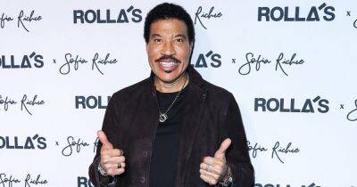 Lionel Richie’s Family Guide: Meet His Kids Nicole, Miles and Sofia Richie, Their Mothers and More - www.usmagazine.com - USA