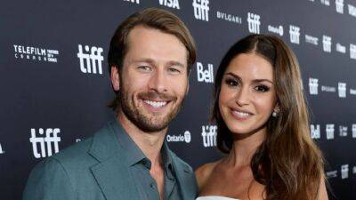 Glen Powell and Gigi Paris Have 'Broken Up' After 3 Years of Dating, Source Says - www.etonline.com - Paris - New York - Mexico