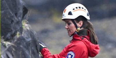Kate Middleton & Prince William Rappel Down a Mountain During Royal Visit to Wales - www.justjared.com - county Windsor
