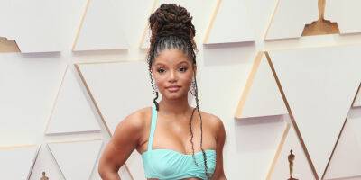 Halle Bailey Reveals What She Learned From Melissa McCarthy & How the Pandemic Actually Helped Her While Filming 'The Little Mermaid' in 'V' Interview - www.justjared.com - London