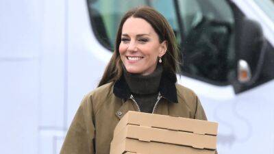 Kate Middleton Just Proved That Skinny Jeans Aren't Dead - www.glamour.com - county King And Queen
