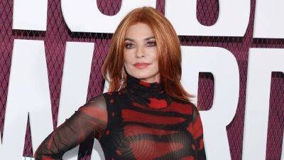 Shania Twain Talks Equal Play Honor and 'Last Minute' CMT Awards Hair Transformation (Exclusive) - www.etonline.com