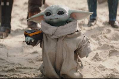 ‘The Mandalorian’s Baby Yoda could finally start talking: producer - nypost.com