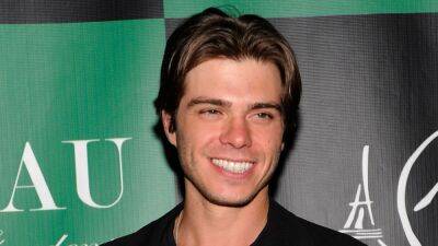 Matthew Lawrence Says He Was Fired From Agency After Refusing To Strip For Director Offering Him A Marvel Role - deadline.com