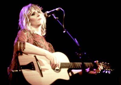 Christine McVie, Late Fleetwood Mac Singer, Cause Of Death Revealed - etcanada.com