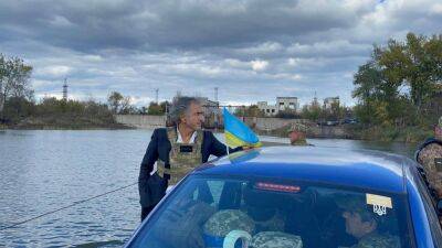 Cohen Media Group Picks Up Bernard-Henri Lévy Doc ‘Slava Ukraini’ - deadline.com - France - USA - Ukraine - Russia - city Kherson