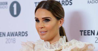 Danielle Lloyd shows off impressively contoured results after non-surgical complexion makeover - www.ok.co.uk - Britain - Birmingham - Fiji