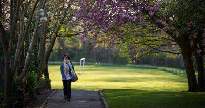 Met Office weather forecast as sun shines in Greater Manchester on Good Friday - www.manchestereveningnews.co.uk - Britain - Manchester
