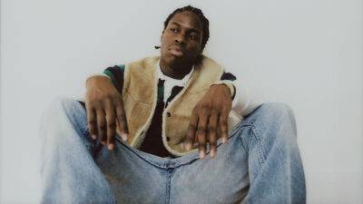 Daniel Caesar Taps His Inner Producer for Post-‘Peaches’ Return: ‘I’d Been Itching to Do It’ - variety.com