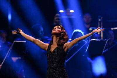 UK Performance Of ‘The Bodyguard’ Halted Twice By Crowd’s Singalong Disturbances - deadline.com - Britain - city Manchester, Britain