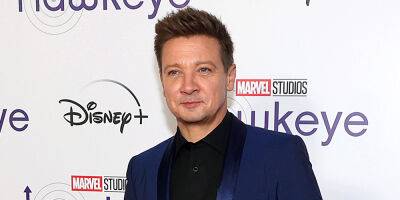 Jeremy Renner Heads to Six Flags for First Big Outing After His Horrible Accident - www.justjared.com - county Valencia