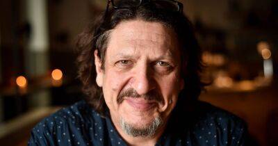 A tiny cafe in Greater Manchester on an unassuming shopping parade has been given the Jay Rayner seal of approval - www.manchestereveningnews.co.uk - China - Hong Kong