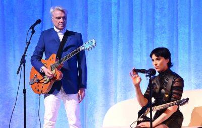 Watch St Vincent and David Byrne cover Stevie Wonder’s ‘Chemical Love’ - www.nme.com - New York - county Love