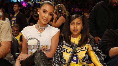 Kim Kardashian and North West Cheer on Tristan Thompson at Lakers Game With a Special Sign - www.etonline.com - city Denver