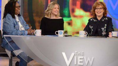 'The View' Cuts Live Audio Over Sara Haines' NSFW Comment That Hilariously Shocks Co-Hosts - www.etonline.com