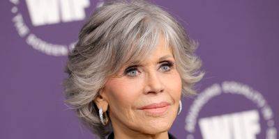 Jane Fonda Names the Director Who Tried to Sleep With Her - www.justjared.com - France - Hollywood