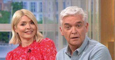 This Morning's Holly Willoughby and Phillip Schofield joined by 'new presenter' on show - www.ok.co.uk - Britain - USA - county Stanley