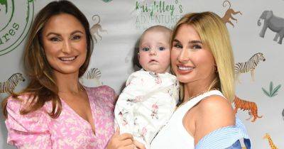 Sam Faiers' launch party is family affair as she's supported by Billie and baby Margot - www.ok.co.uk - Britain - London