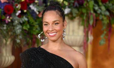 Alicia Keys rides a hot air balloon and visits Aztec ruins in Mexico before her concert - us.hola.com - Mexico - city Buenos Aires - Colombia - Egypt