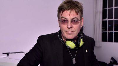 Andy Rourke, English Musician Best Known as the Bassist for The Smiths, Dies at 59 - thewrap.com - Britain - Manchester