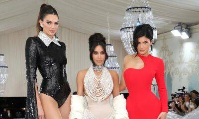 Kim Kardashian arrives at the Met Gala: ‘I took a shot with my sisters’ - us.hola.com - New York