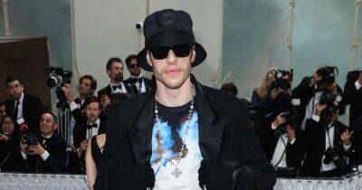 Pete Davidson Keeps a Low Profile in a Bucket Hat and Sunglasses at the 2023 Met Gala 1 Year After Going With Kim Kardashian - www.usmagazine.com - New York