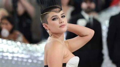 Florence Pugh Debuts a Shaved Head at the 2023 Met Gala - www.etonline.com - New York - Italy