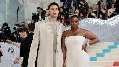 Brittney Griner and Wife Cherelle Make Met Gala Debut - www.etonline.com - Los Angeles - USA - New York - Chicago - Russia