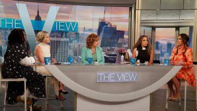 ‘The View’ to Continue Without Writers: ‘Gonna Hear How It Would Be When It’s Not Slicked Up’ - thewrap.com