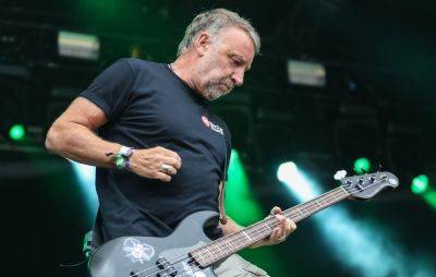 Peter Hook completes Great Manchester Run in memory of The Smiths’ Andy Rourke - www.nme.com - Manchester