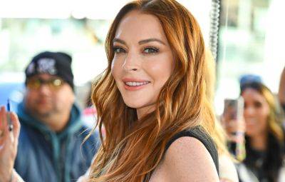 Lindsay Lohan Shares Gorgeous Behind-The-Scenes Snap From New Peter Thomas Roth Beauty Campaign - etcanada.com