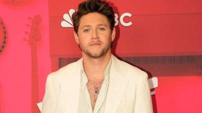 Niall Horan Reflects on His Friendship With Blake Shelton at 'The Voice' Finale (Exclusive) - www.etonline.com