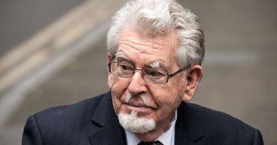 Rolf Harris dies aged 93 after former TV star exposed as paedophile - www.dailyrecord.co.uk - London