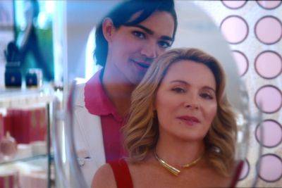 ‘Glamorous’: First Look At Miss Benny & Kim Cattrall In New Netflix Comedy - etcanada.com - Chad