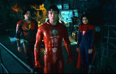 ‘The Flash’ Final Trailer: Worlds Collide, But Will Ezra Miller Continue In New DC Studios Era? - theplaylist.net