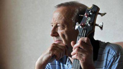Chas Newby, former Beatles bassist, dies at 81 - www.foxnews.com