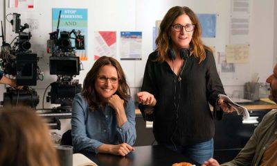 ‘You Hurt My Feelings’: Julia Louis-Dreyfus & Director Nicole Holofcener Talk Their Comedy About Overhearing Hard Truths [Interview] - theplaylist.net
