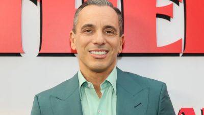 Sebastian Maniscalco on Robert De Niro Playing His Father and 'Bookie' Series With Charlie Sheen (Exclusive) - www.etonline.com