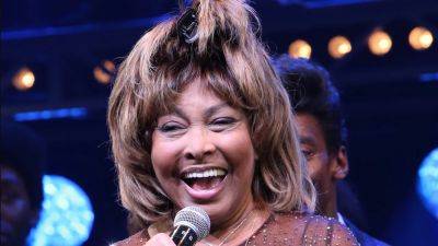 Tina Turner's Final Public Appearance Was a Fitting Tribute to Herself - www.etonline.com - New York - Tennessee