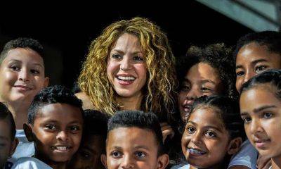 Shakira promises to renovate a school in terrible conditions - us.hola.com - Colombia