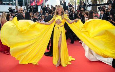 Heidi Klum Suffers Wardrobe Malfunction On Cannes Film Festival Red Carpet - etcanada.com - Greece