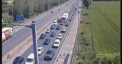 Heavy traffic building on stretch of M6 after crash - www.manchestereveningnews.co.uk