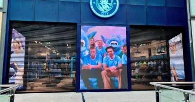 Inside the new Man City store at the Arndale - where you can see the Premier League trophy - www.manchestereveningnews.co.uk - Manchester