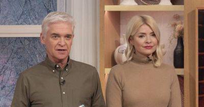 Holly Willoughby 'upset' she has been 'lied to' and has no plans to leave This Morning - www.ok.co.uk