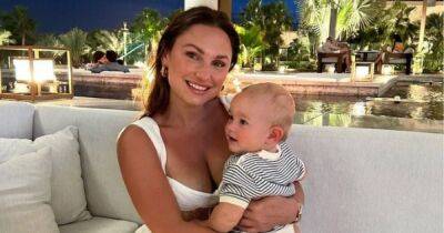 Sam Faiers thought she was going to 'burst into tears' over woman's remark after nightmare flight with son - www.manchestereveningnews.co.uk - Manchester - Dubai - Uae