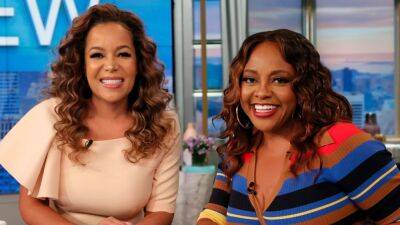 Sherri Shepherd Helped Sunny Hostin Negotiate Her Salary for 'The View' After This Co-Host Helped Her - www.etonline.com