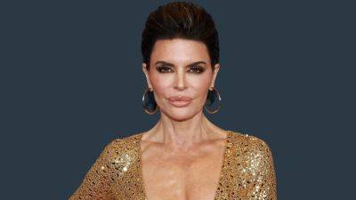‘RHOBH’ Alum Lisa Rinna Says Death Threats & A Vision Of Her Late Mother Moved Her To Exit Bravo Show - deadline.com