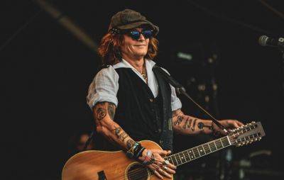 Johnny Depp postpones Hollywood Vampires shows as doctor advises him not to fly - www.nme.com - USA - New York - state New Hampshire - Boston