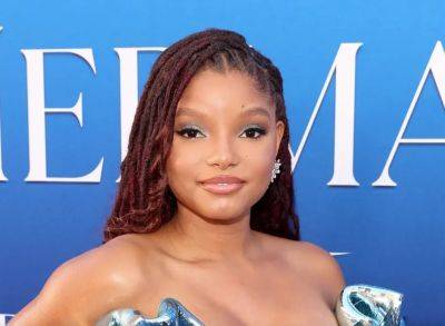Halle Bailey Sneaks Into Theatres To Watch ‘The Little Mermaid’ - etcanada.com