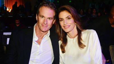 Cindy Crawford and Rande Gerber Celebrate 25 Years Together With Throwback Pics From Their Wedding - www.etonline.com - Bahamas - county Crawford